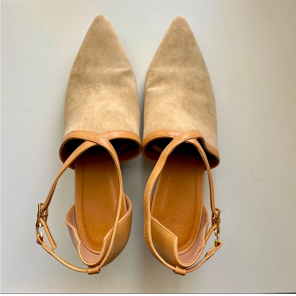 Macy’s Suede Tan Heels. Sz: 8